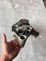 Oto Çıkma Parça / Renault / Megane / Motor / Takozu & Kulağı / Çıkma Parça 