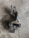 Ford Escort şarj dinamosu braketi
