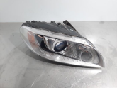 Oto Çıkma Parça / Volvo / V70 / Far & Stop / Sağ Ön Far / Çıkma Parça 