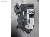 Oto Çıkma Parça / Volkswagen / Passat / Kaporta & Karoser / Kapı Kilidi / Çıkma Parça 