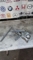 2003-2006 TOYOTA AVENSİS SOL ÖN CAM KRİKOSU