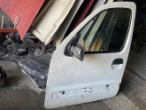 Renault Kangoo İçin Sol Ön Kapı - Oto Çıkma Parçalar