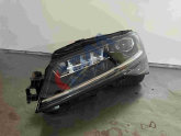 Oto Çıkma Parça / Skoda / Superb / Far & Stop / Sol Ön Far / Çıkma Parça 