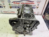 GOLF 1.6FSİ BENZİNLİ BLF BAG MOTOR SIFIR YAPILI YARIM