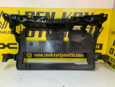 Oto Çıkma Parça / Renault / Megane / Kaporta & Karoser / Ön Panel / Çıkma Parça 