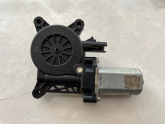 Fiat Egea Orjinal Sol Arka Cam Kriko Motoru 00519839400