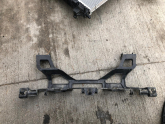 Oto Çıkma Parça / Mercedes / EQS / Tampon / Tampon Braketi / Çıkma Parça 