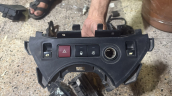 Oto Çıkma Parça / Peugeot / Partner / Oto Cam / Cam Düğmesi / Çıkma Parça 
