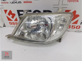 Oto Çıkma Parça / Toyota / Hilux / Far & Stop / Sol Ön Far / Çıkma Parça 