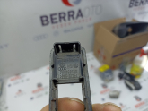 Oto Çıkma Parça / Volkswagen / Transporter / Oto Cam / Cam Düğmesi / Çıkma Parça 