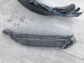 MERCEDES E SERİ W213 AMG ÖN TAMPON ORTA IZGARA 2138852500