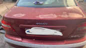 Volvo s40 hatasız çıkma bağaj kapağı