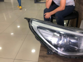 Oto Çıkma Parça / Hyundai / i30 / Far & Stop / Sağ Ön Far / Çıkma Parça 