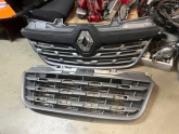 Oto Çıkma Parça / Renault / Master / Arma & Yazı / Panjur Arması / Çıkma Parça 