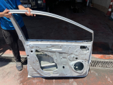 Oto Çıkma Parça / Toyota / Corolla / Kaporta & Karoser / Sol Ön Kapı / Çıkma Parça 