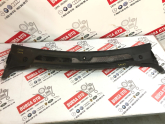 Oto Çıkma Parça / Land Rover / Range Rover / Oto Cam / Ön Cam Izgarası / Çıkma Parça 