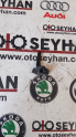 3AE810899 Passat B7 bagaj kapağı trim braketi