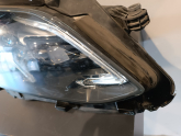 Oto Çıkma Parça / Mercedes / E Serisi / Far & Stop / Sağ Ön Far / Çıkma Parça 