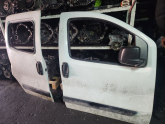 Oto Çıkma Parça / Fiat / Fiorino / Kaporta & Karoser / Sağ Ön Kapı / Çıkma Parça 