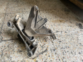 Oto Çıkma Parça / Renault / Megane / Motor / Takozu & Kulağı / Çıkma Parça 