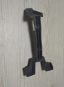 Oto Çıkma Parça / Renault / R 5 / Tampon / Tutucu Braketi / Çıkma Parça 