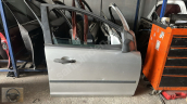 FORD FOCUS 2 SAĞ ÖN KAPI DOLU BURSA MG
