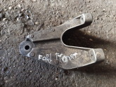 Oto Çıkma Parça / Ford / Transit / Motor / Takozu & Kulağı / Çıkma Parça 