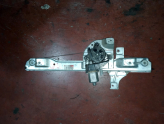 Peugeot 208 çıkma sol arka cam krikosu 9674254480
