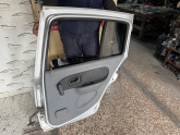 Oto Çıkma Parça / Renault / Clio / Kaporta & Karoser / Sağ Arka Kapı / Çıkma Parça 