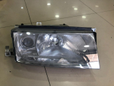 SKODA OCTAVİA SAĞ FAR