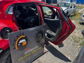 Oto Çıkma Parça / Renault / Clio / Kaporta & Karoser / Sağ Arka Kapı / Çıkma Parça 