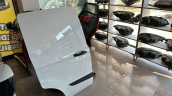 Oto Çıkma Parça / Ford / Tourneo Courier / Kaporta & Karoser / Sağ Sürgülü Kapı / Çıkma Parça 