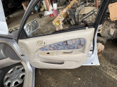 Oto Çıkma Parça / Toyota / Corolla / Kaporta & Karoser / Sağ Ön Kapı / Çıkma Parça 