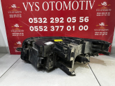 Oto Çıkma Parça / Volkswagen / Tiguan / Far & Stop / Sağ Ön Far / Çıkma Parça 