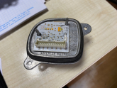 OPEL CORSA F MAKYAJSIZ SAĞ FAR LED BEYNİ ÇIKMA 90186993