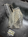 Peugeot 406 ayak dayama plastiği