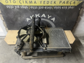 Oto Çıkma Parça / Toyota / Corolla / Radyatör / Su Radyatörü / Çıkma Parça 
