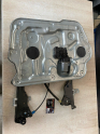 Nissan Qashqai J10 Orjinal Sağ Ön Cam Krikosu 2008-2013