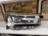 TOYOTA HILUX SAĞ FAR 2021-2025 çıkma orjinal