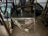 Oto Çıkma Parça / Mitsubishi / Carisma / Oto Cam / Kapı Camları / Çıkma Parça 
