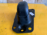 Oto Çıkma Parça / Volkswagen / Golf / Motor / Bağlantı Braketi / Çıkma Parça 