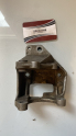 Oto Çıkma Parça / Renault / Clio / Motor / Bağlantı Braketi / Çıkma Parça 