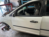 Oto Çıkma Parça / Ford / Focus / Kaporta & Karoser / Sol Ön Kapı / Çıkma Parça 