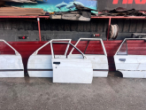 Oto Çıkma Parça / Renault / R 9 / Kaporta & Karoser / Sağ Ön Kapı / Çıkma Parça 