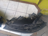 Oto Çıkma Parça / Volkswagen / Passat / Far & Stop / Sağ Ön Far / Sıfır Parça 