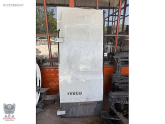 Iveco IVECO DAİLY ARKA BAĞAJ KAPAĞI BEYAZ HATASIZ DOLU ORJİNAL
