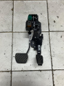 CLİO 5.5 PEDAL TAKIM ORJİNALL ÇIKMA PARÇAA