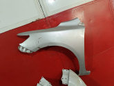 Oto Çıkma Parça / Toyota / Corolla / Kaporta & Karoser / Sol Ön Çamurluk / Çıkma Parça 