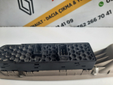 Oto Çıkma Parça / Renault / Megane / Oto Cam / Cam Düğmesi / Çıkma Parça 