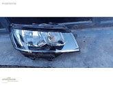 Oto Çıkma Parça / Volkswagen / Transporter / Far & Stop / Sağ Ön Far / Çıkma Parça 